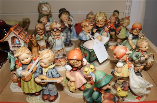 Nineteen Hummel figures (a.f.)
